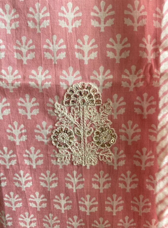 Sooti | کپاس | सूती : Pure Cotton Salwar Kameez by Ikhtirah (Pink)