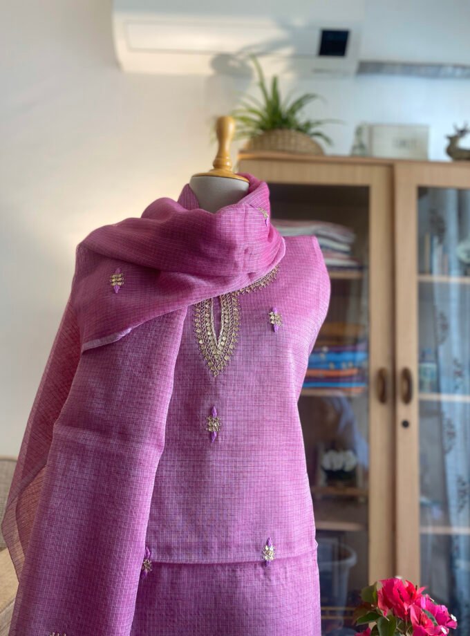 Nazam | ﻧَﻈﻢ | नज़्म : Handworked Pure Kota Salwar (Lilac) by Ikhtirah