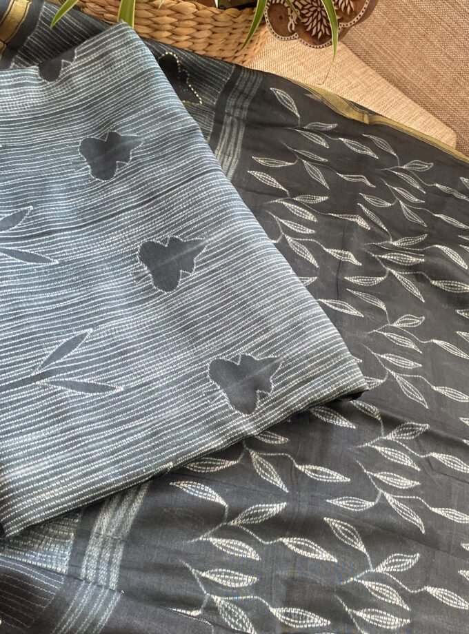 Nakshatra | حرفي | नक्षत्र : Mukaish worked Shibori on Maheshwari Silk Salwars