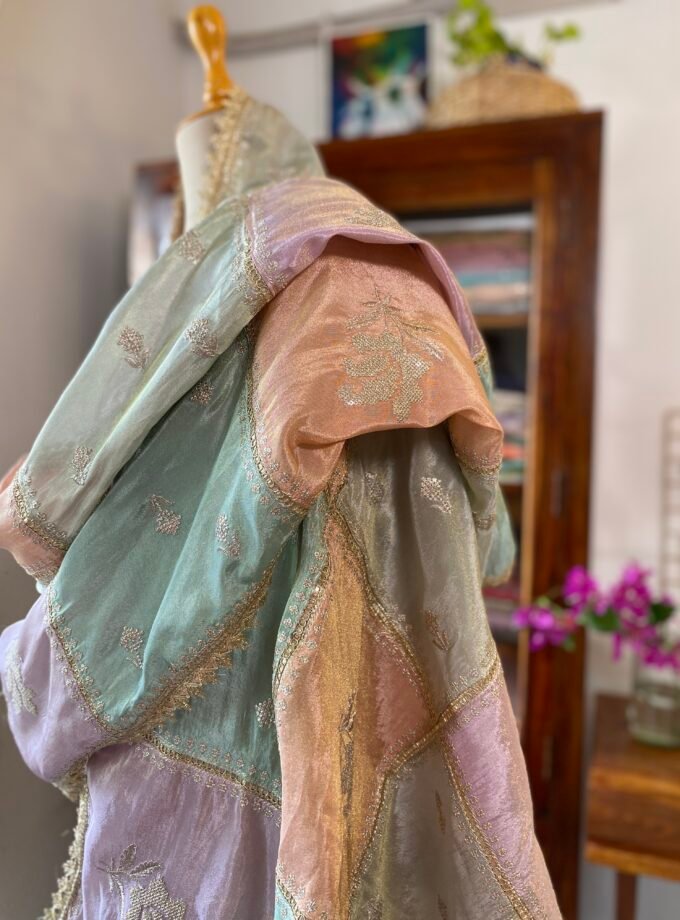 Utsav | وليمة | उत्सव : Shimmery Tissue Salwar by Ikhtirah