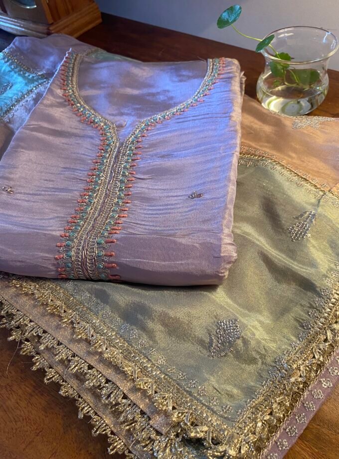 Utsav | وليمة | उत्सव : Shimmery Tissue Salwar by Ikhtirah