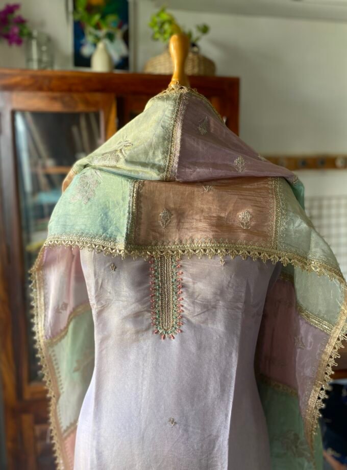 Utsav | وليمة | उत्सव : Shimmery Tissue Salwar by Ikhtirah