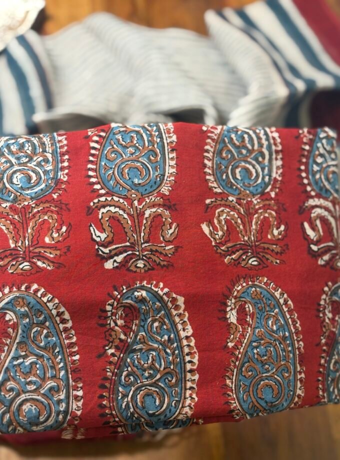 Kalaa : Natural Dye HandBlock Pure Cotton - Pure Linen Kurta Dupatta by Ikhtirah