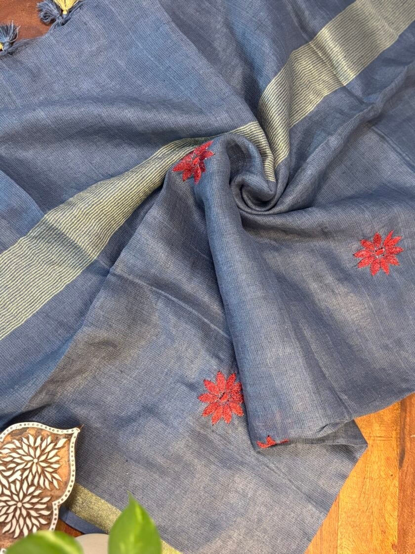 Kalaa : Pure Cotton Woven Ikkat Kurti - Embroidered Linen Dupatta by Ikhtirah (Red-Blue) - Image 4