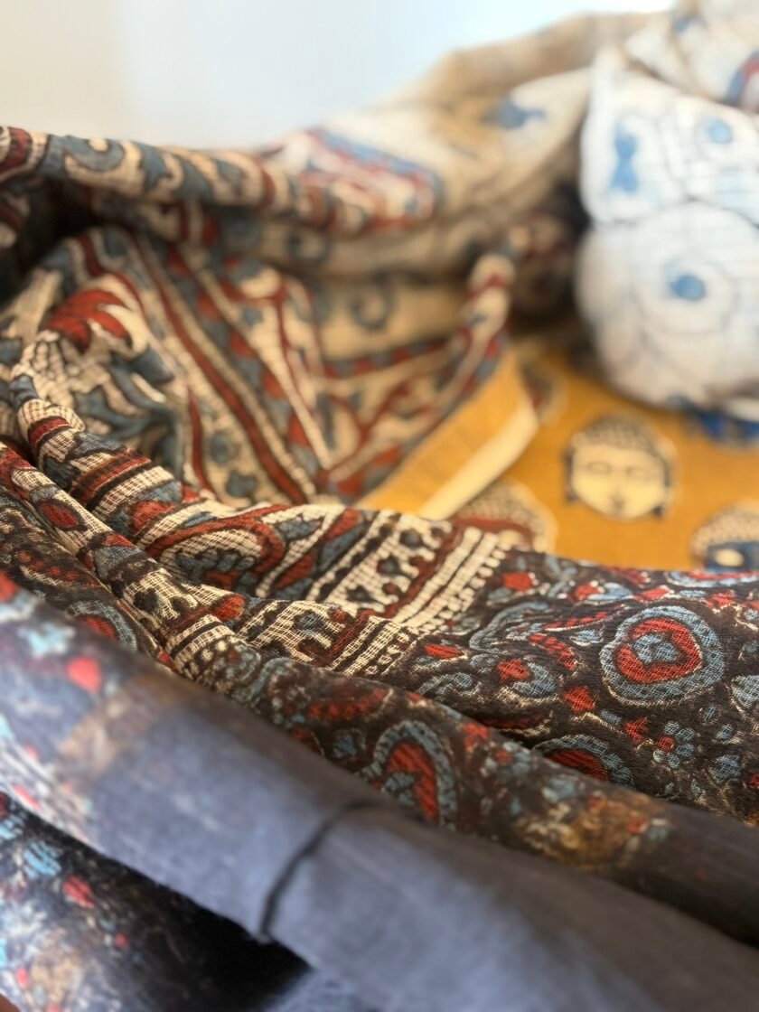 Kalaa : Handblock Pure Kota Ajrakh Duppatta - Pure Cotton Handblock Kurta by Ikhtirah - Image 2