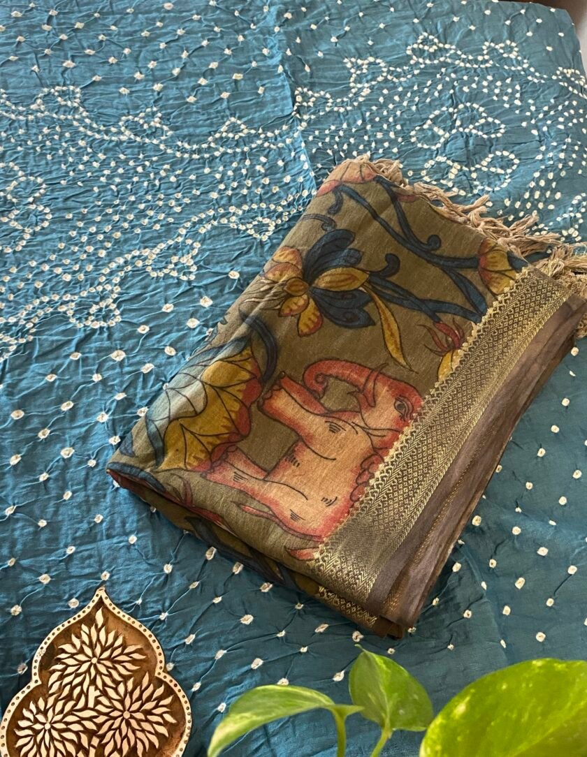 Kalaa : Authentic Handcrafted Pen Kalamkari Dupatta paired with Bareek Bandhej Kurta Fabric by Ikhtirah - Image 3