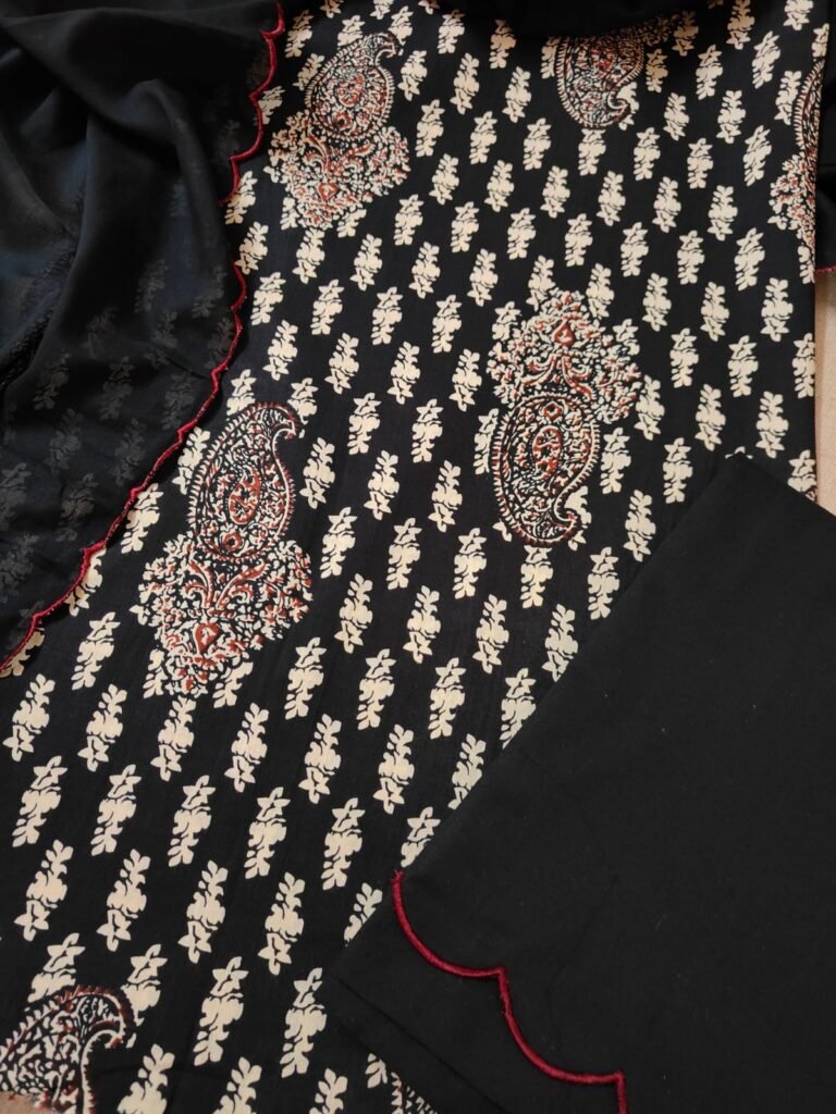 Pure Cotton Scalloped Dupatta, Kurta and scalloped lower Set by Ikhtirah