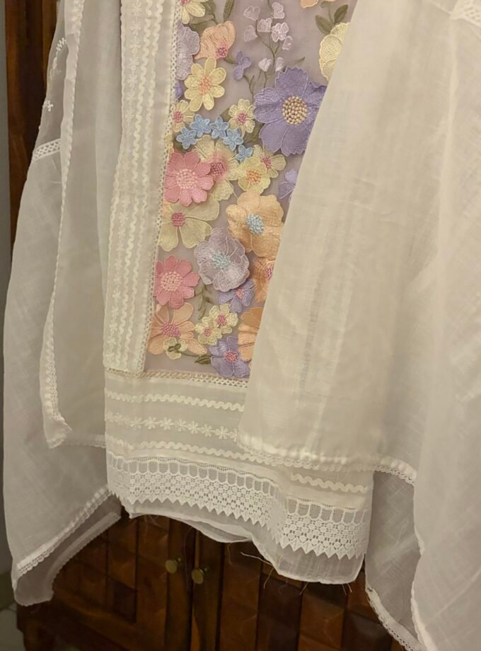 Linen by Linen Salwars with embroidered 3D flowers by Ikhtirah