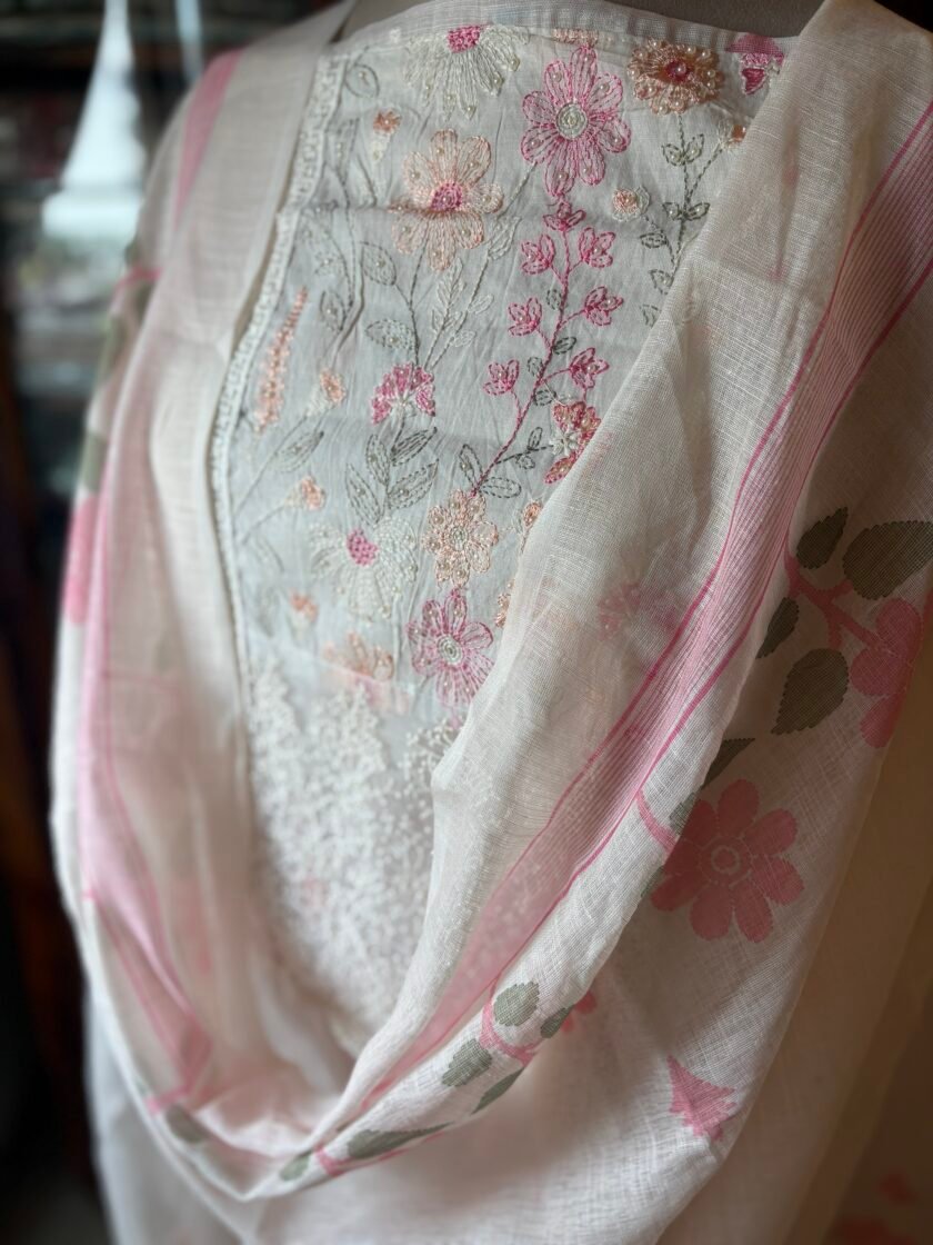 Embroidered Cotton Linen Salwar Set with Lace detailings by Ikhtirah - Image 9