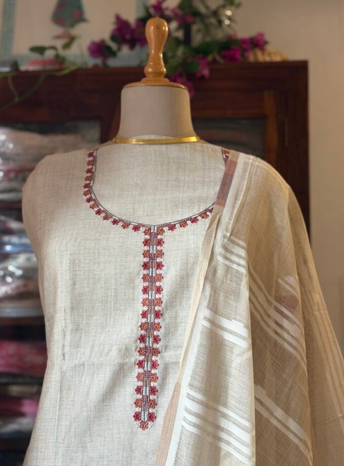 Embroidered Chanderi Cotton Jaamdani Salwar Set by Ikhtirah