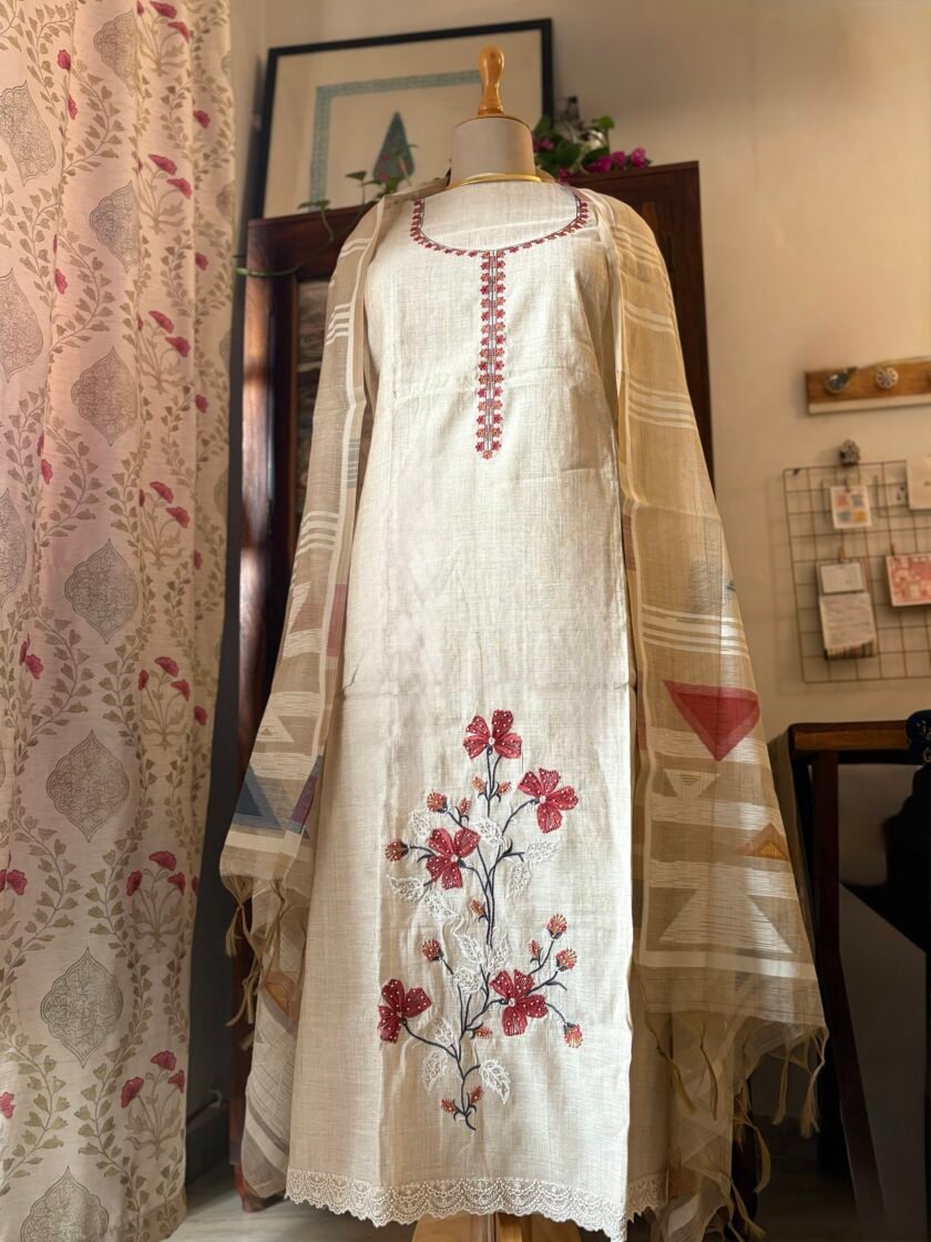 Embroidered Chanderi Cotton Jaamdani Salwar Set by Ikhtirah - Image 4