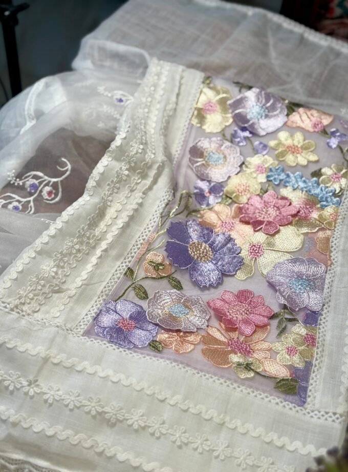 Linen by Linen Salwars with embroidered 3D flowers by Ikhtirah
