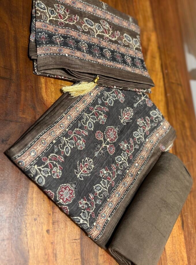 Hand Kantha on Chanderi Cotton Salwars by Ikhtirah