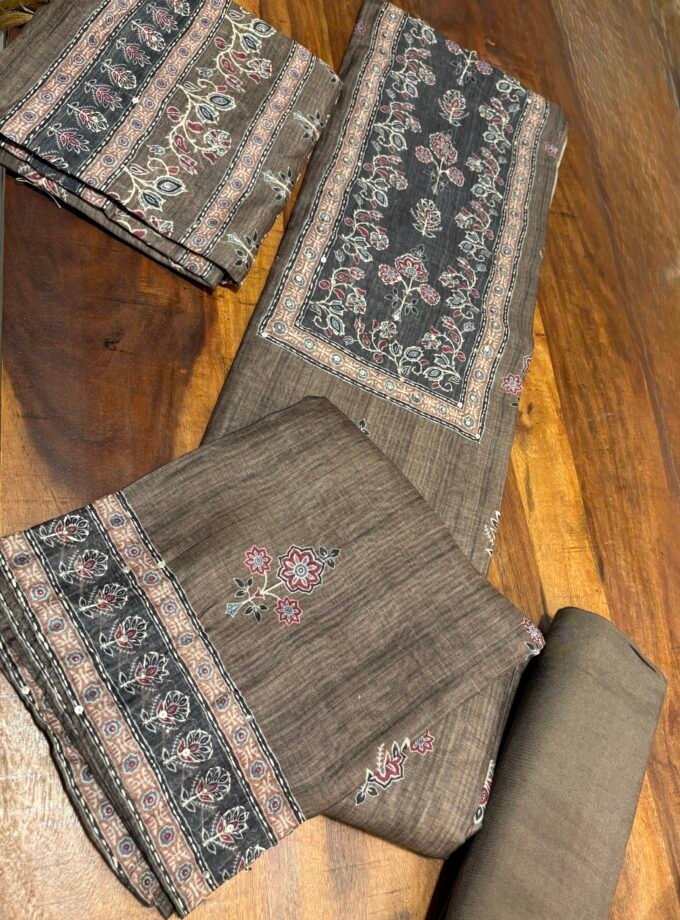 Hand Kantha on Chanderi Cotton Salwars by Ikhtirah