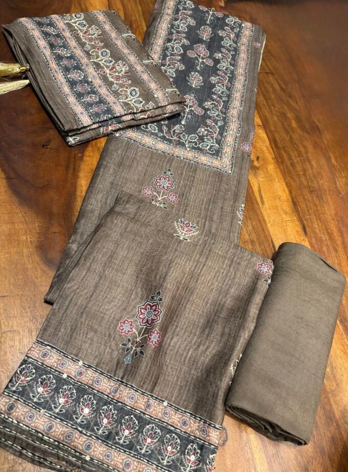 Hand Kantha on Chanderi Cotton Salwars by Ikhtirah