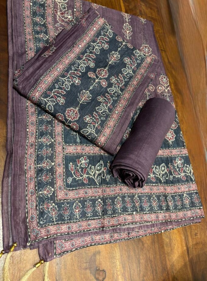 Hand Kantha on Chanderi Cotton Salwars by Ikhtirah