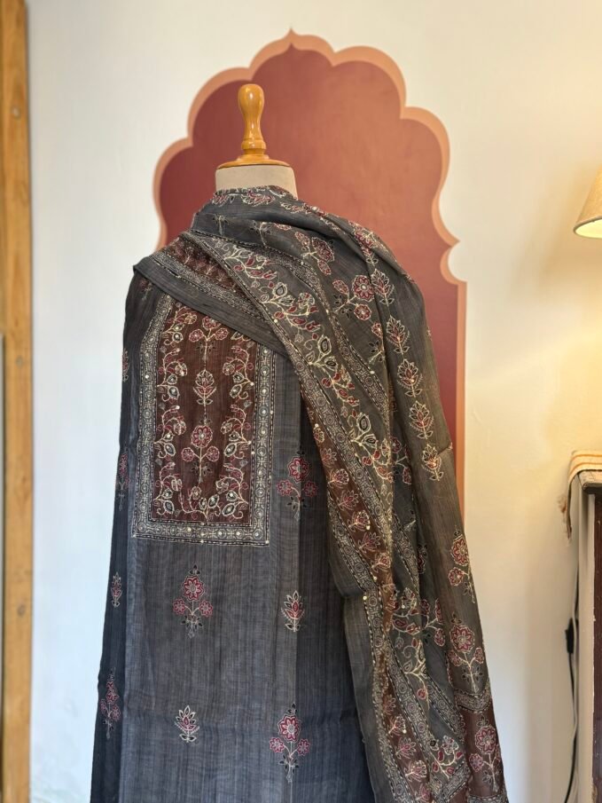 Hand Kantha on Chanderi Cotton Salwars by Ikhtirah
