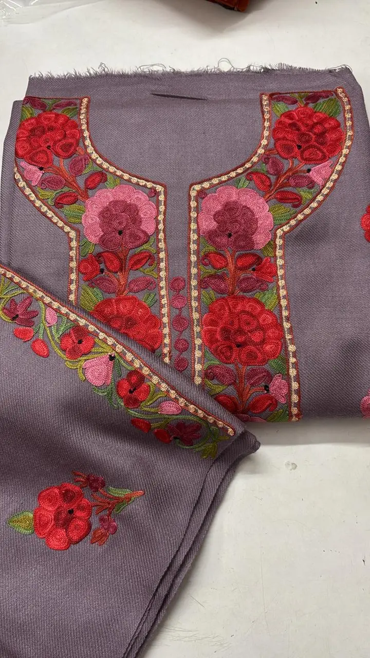 Ruffle Woollen Aari Worked 5Mtrs Salwars by Ikhtirah (lavender) - Image 7