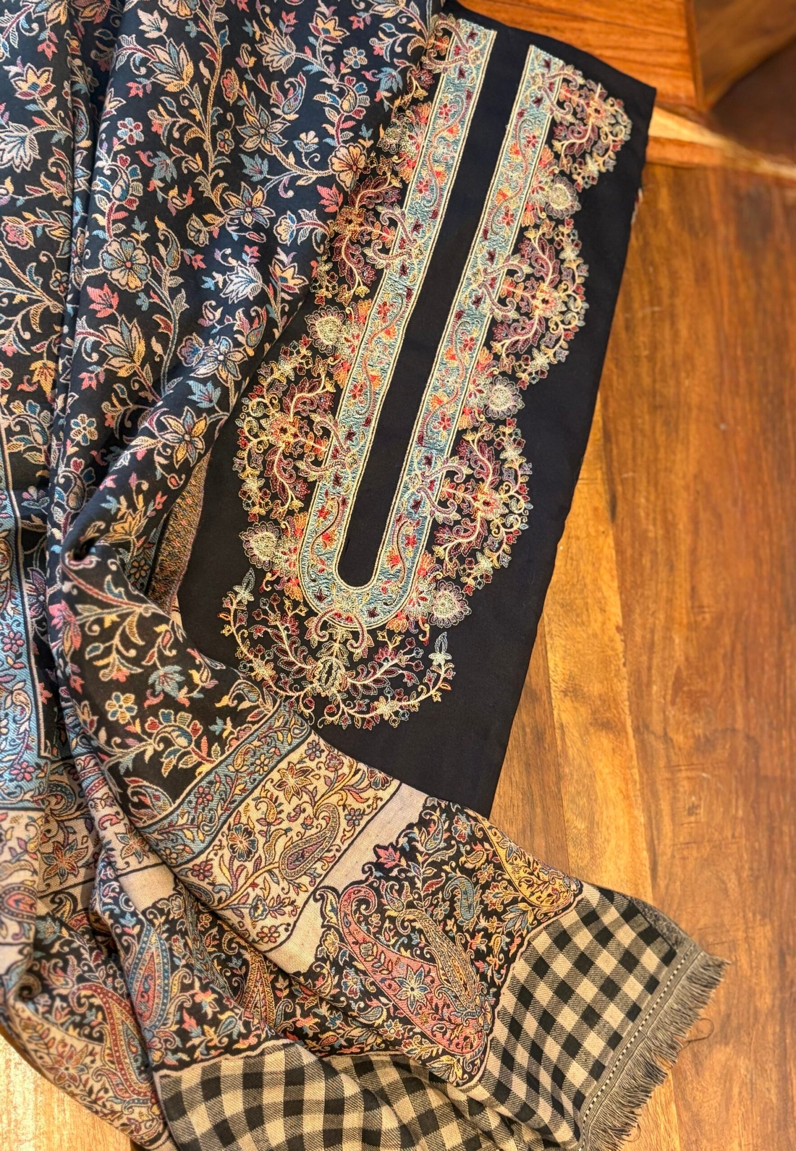 Woollen Woven Salwars with Reversible Shawl by Ikhtirah (Black) - Image 7