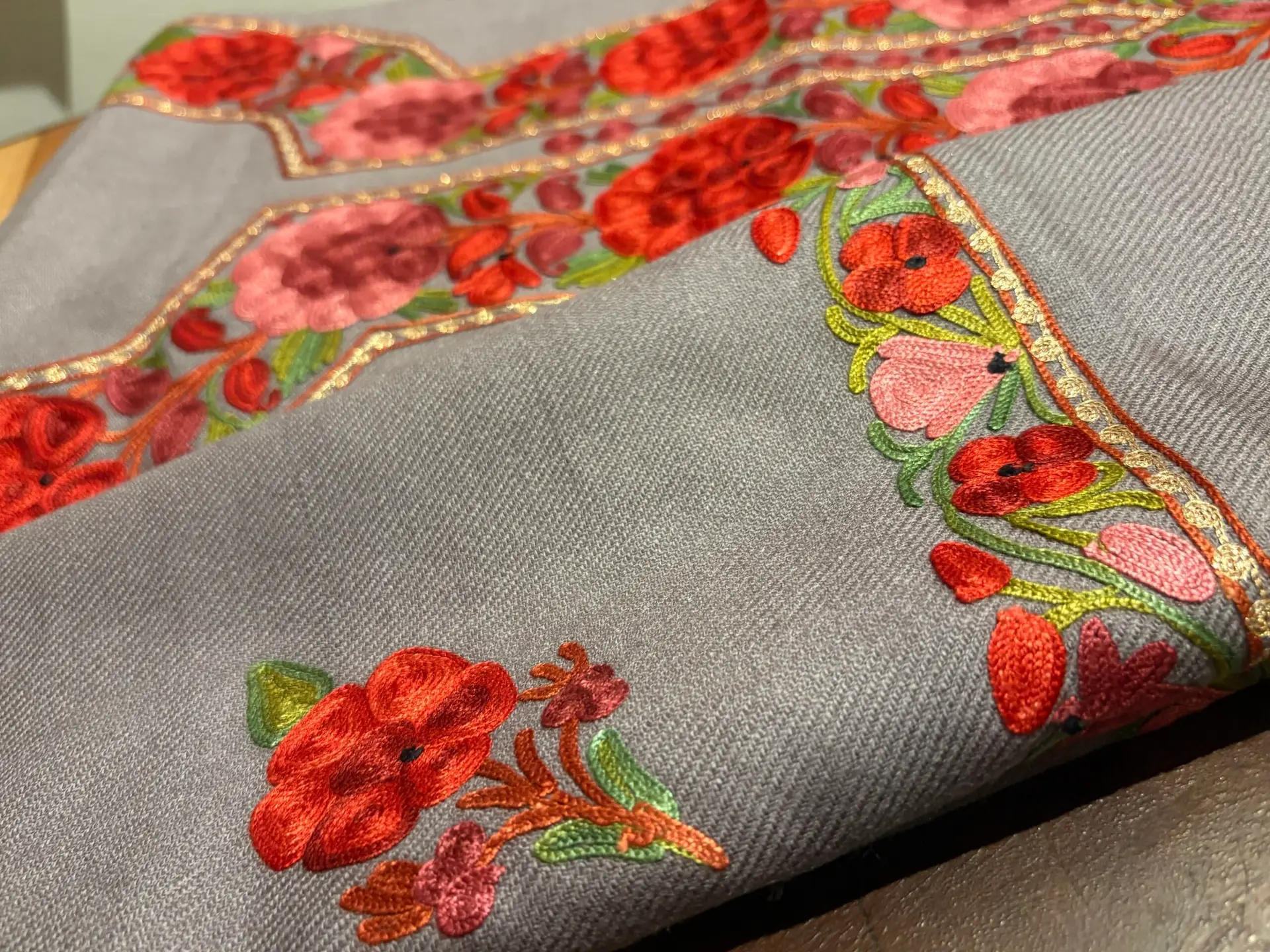 Ruffle Woollen Aari Worked 5Mtrs Salwars by Ikhtirah (lavender) - Image 3