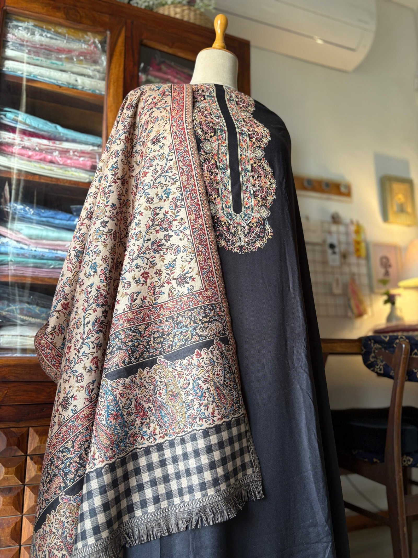 Woollen Woven Salwars with Reversible Shawl by Ikhtirah (Black)