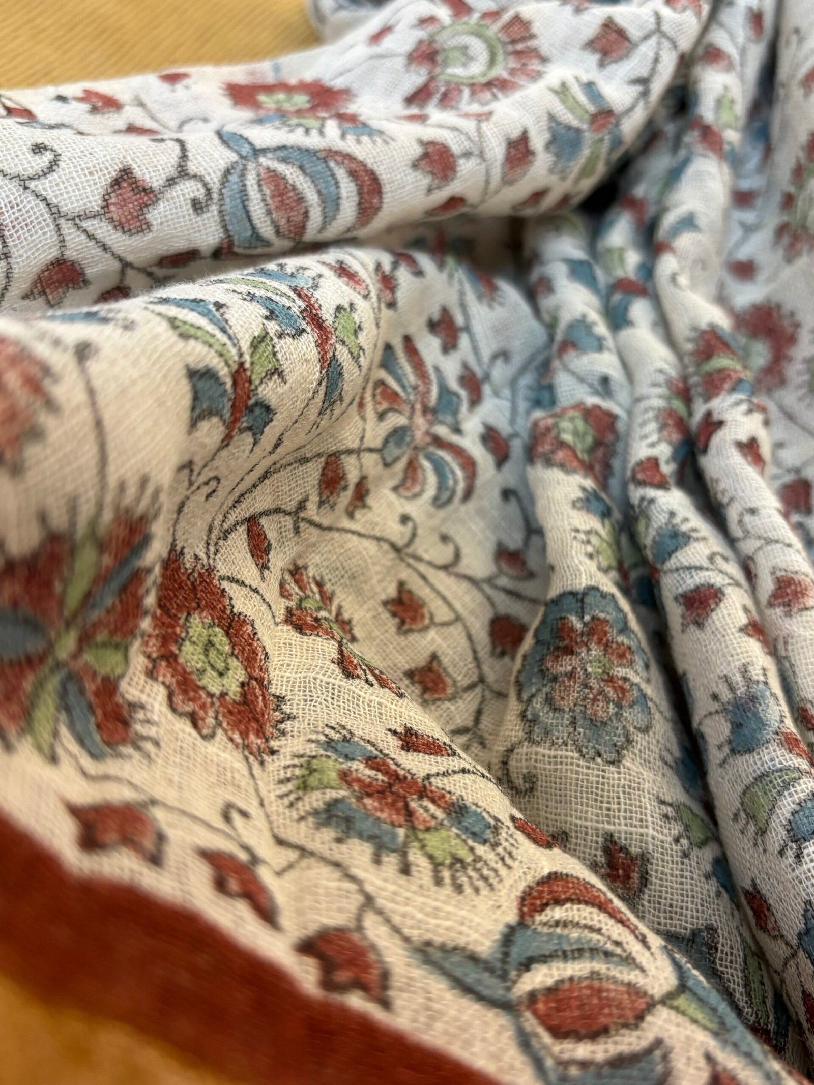 Pure Linen Natural dye Handblock Stole with 5Mtrs Woollen Spun Fabric by Ikhtirah - Image 5