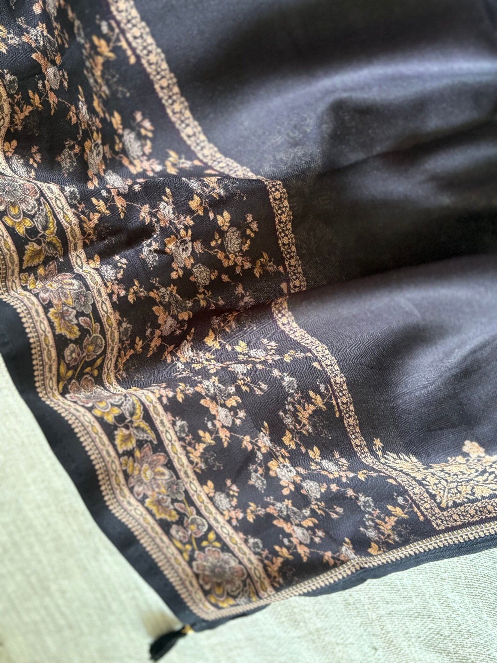 Unstitched Lace Embroidered Digitally printed Viscose Fine Pashmina Salwar by Ikhtirah (Black) - Image 10