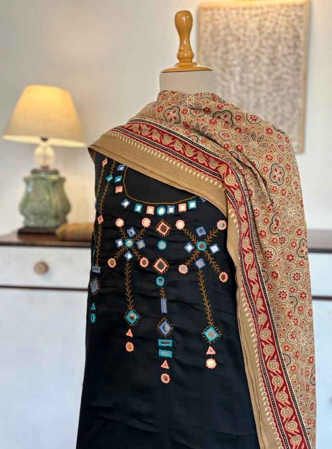 Hand Embroidered with real mirrors and Handblocked Cotton Salwars by Ikhtirah