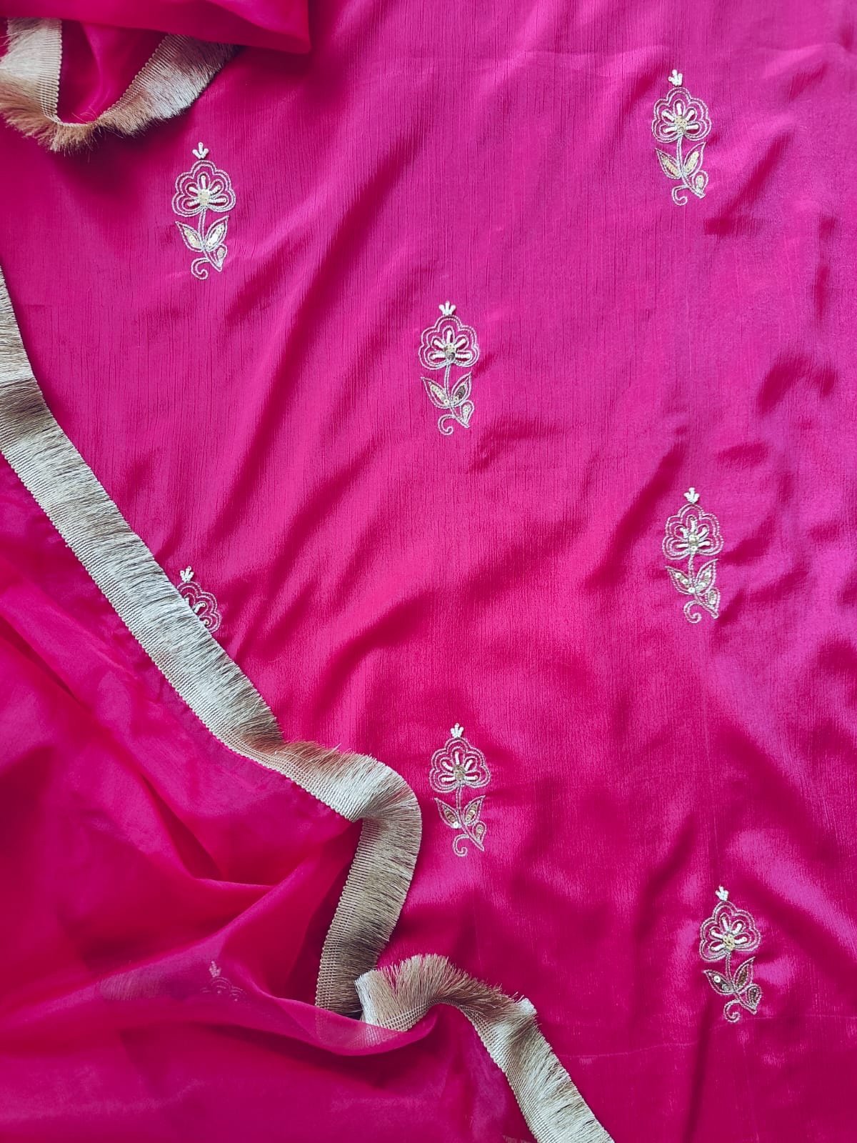 Hand Embroidered Aari worked Chinnon Salwar by Ikhtirah - Image 2