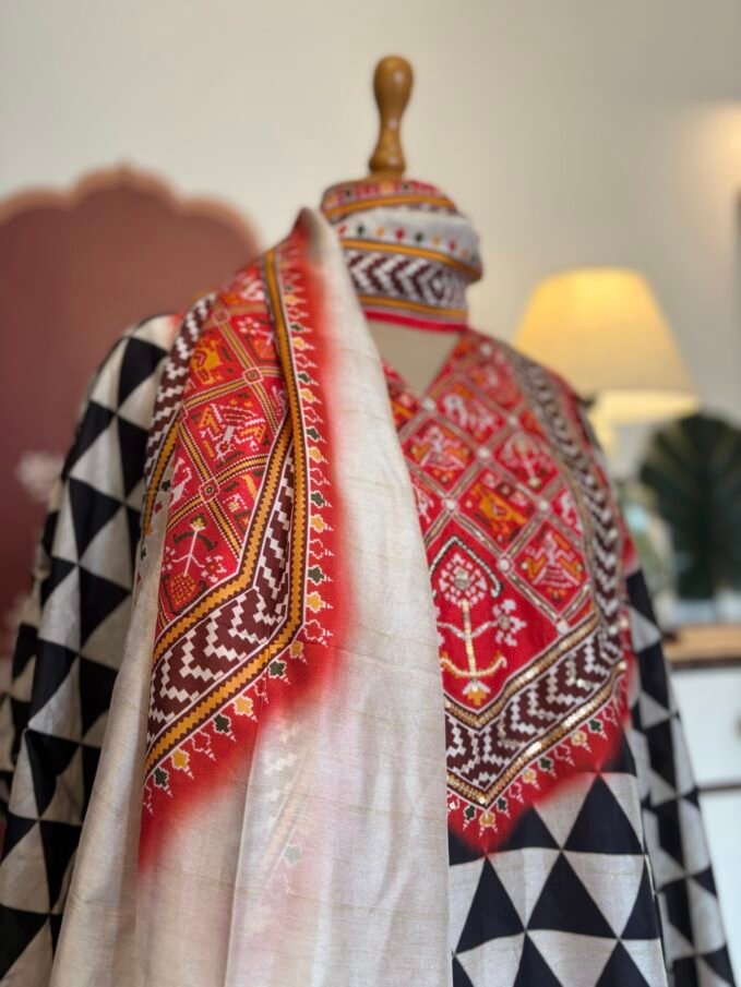 Patola Printed Hand Highlighted Muslin Salwar Ikhtirah