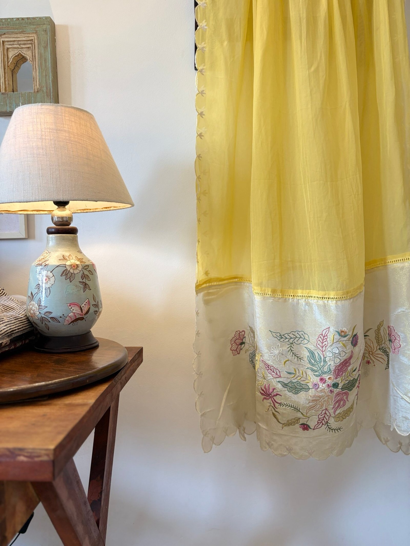 Embroidered Giraffe Silk with Hand Highlights and Organza Dupatta Ikhtirah - Image 9