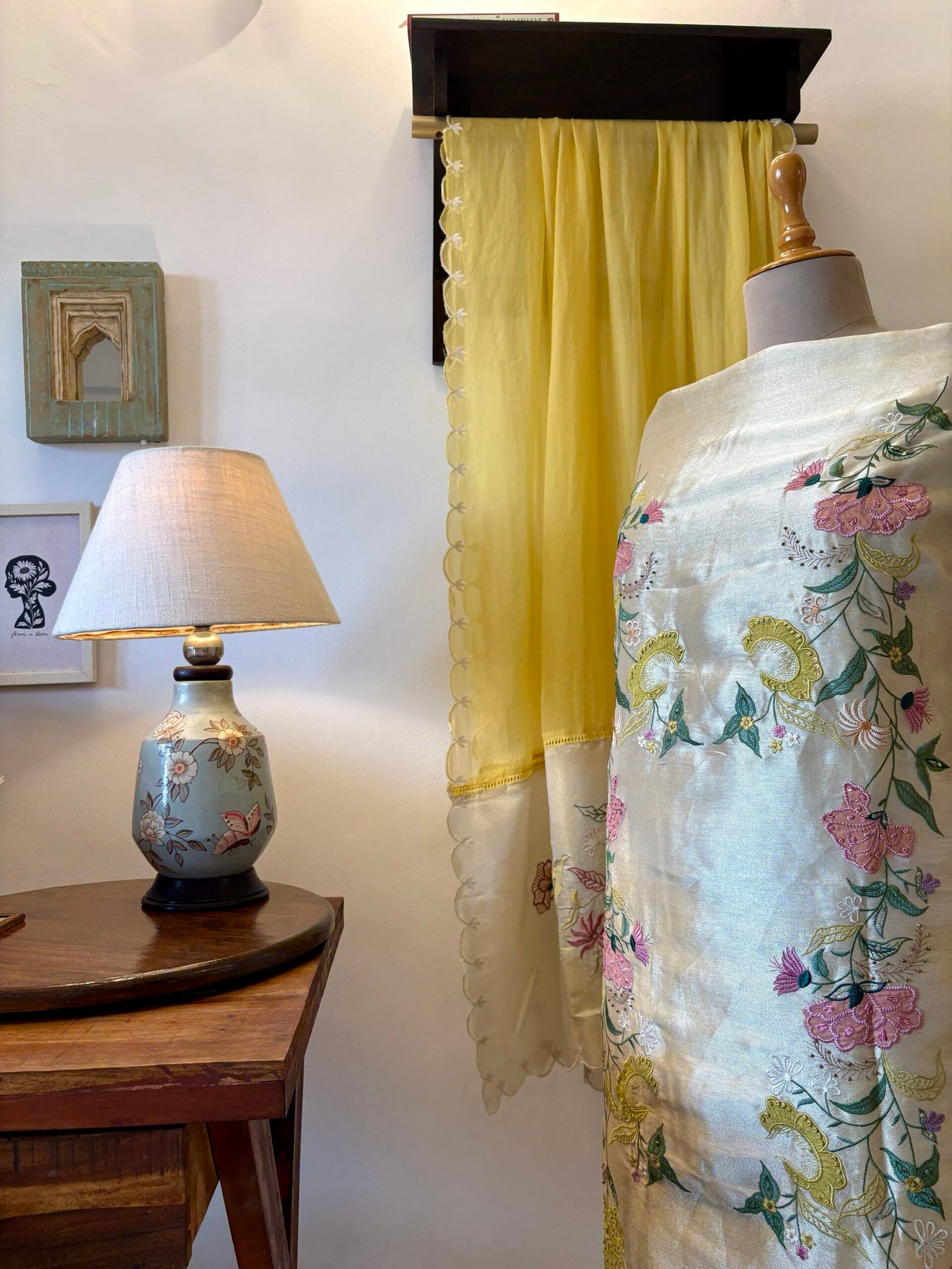 Embroidered Giraffe Silk with Hand Highlights and Organza Dupatta Ikhtirah - Image 7