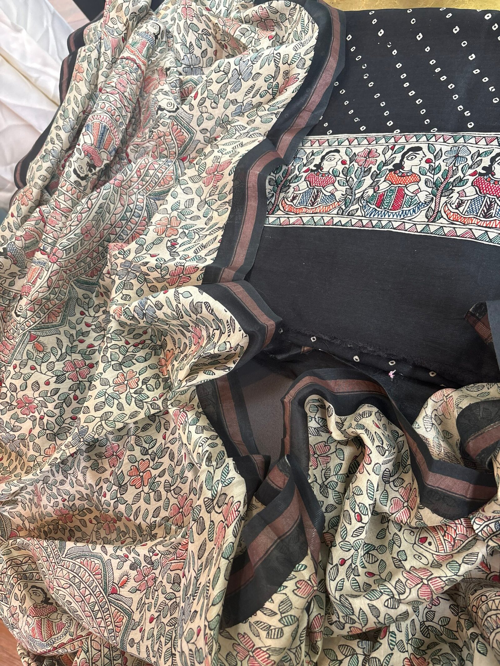 Madhubani Bandhej Pure Maheshwari Silk Printed Unstitched Salwar Suit (Black) - Image 4