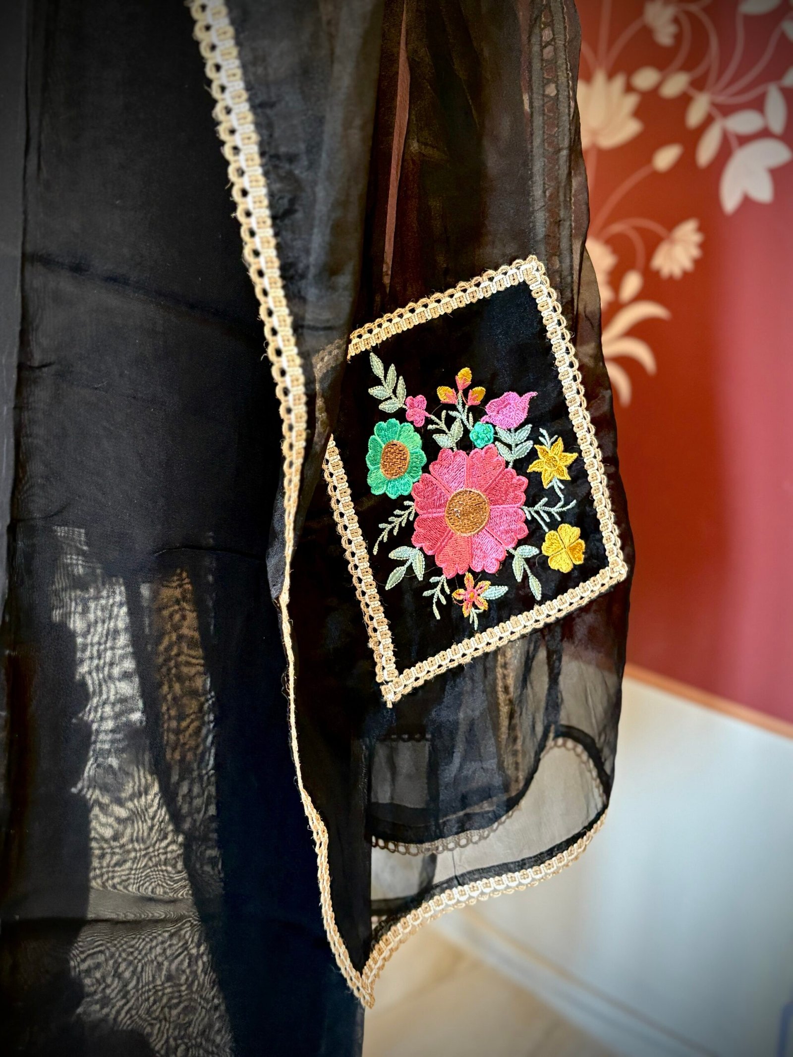 Floral Embroidered Organza Salwar Ikhtirah (Black) - Image 6