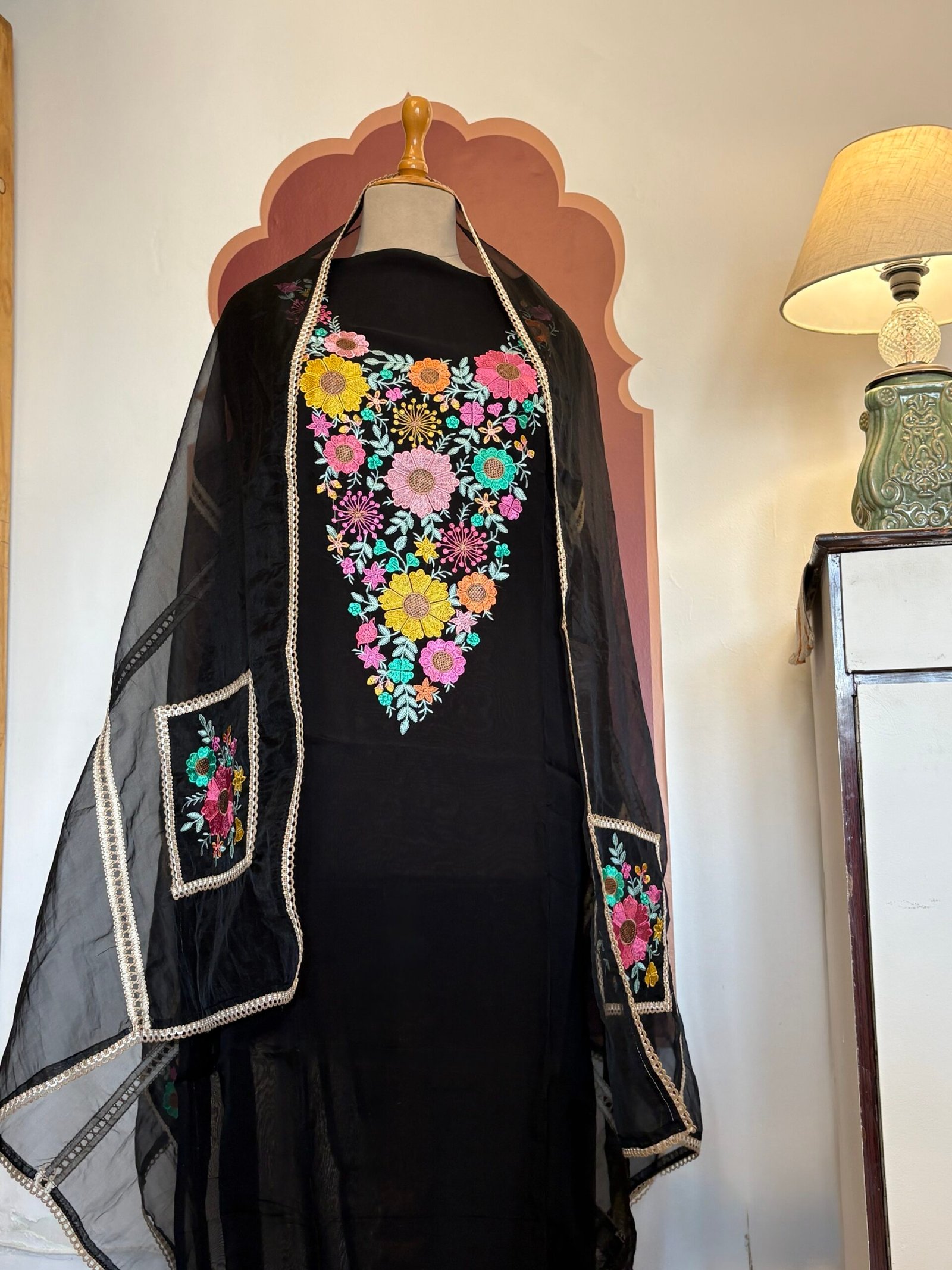 Floral Embroidered Organza Salwar Ikhtirah (Black) - Image 8