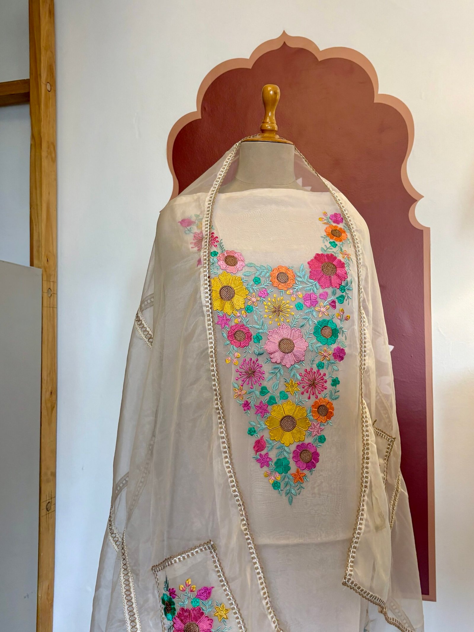 Floral Embroidered Organza Salwar Ikhtirah (Milky White) - Image 9