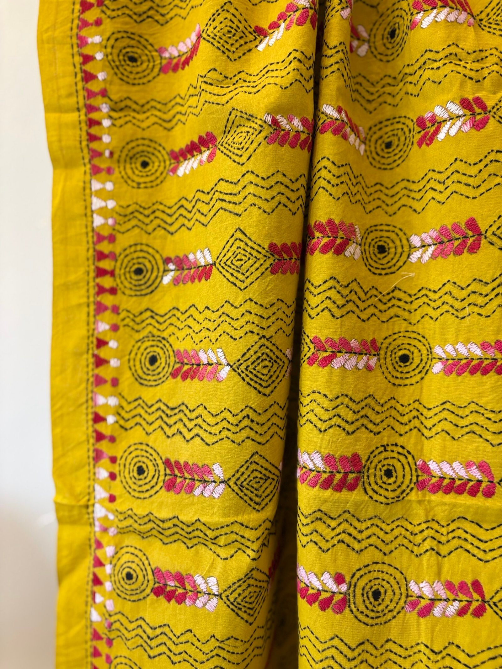 Hand Kantha Embroidered Pure Cotton Dupatta with Tassels - Image 3